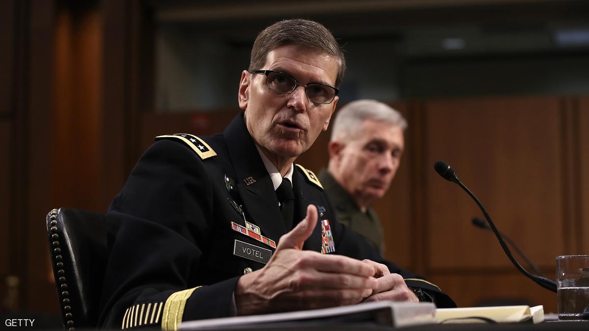 قائد القوات الأمريكية يحذر من تهديد الحوثيين وإيران لباب المندب