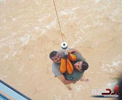 اليمن : مروحيتان لإنقاذ 40 اسرة حاصرتها السيول في سد مأرب «فيديو»