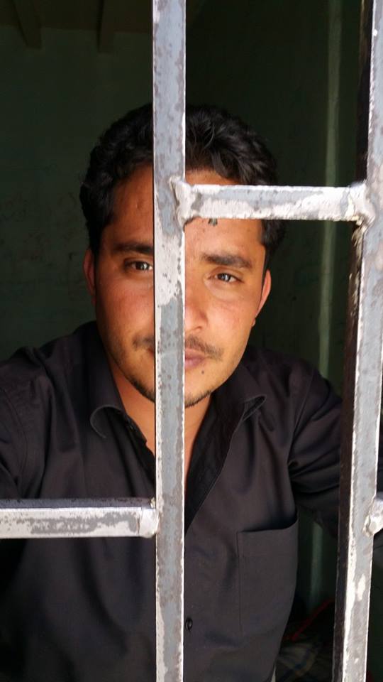 المصور الصحفي محمد عيضة في سجن الحوثيين - من صفحة الزميل عاصم ال