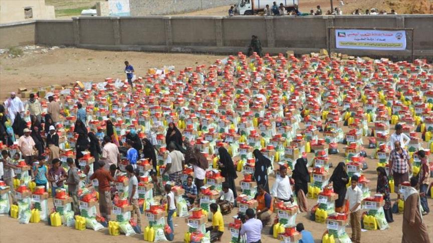 تدشين مشروع لتوزيع 5 آلاف سلة غذائية على متضرري الحرب بمحافظة الحديدة