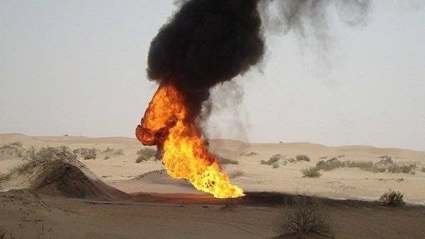 انفجار عنيف يستهدف خط أنبوب النفط في شبوة