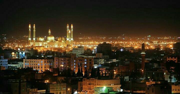 هذا مايحدث الآن في صنعاء بعد ليلة عصيبة على سكانها