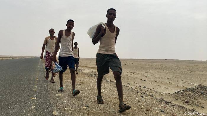 انخفاض أعداد المهاجرين الأفارقة إلى اليمن والهجرة الدولية تكشف السبب