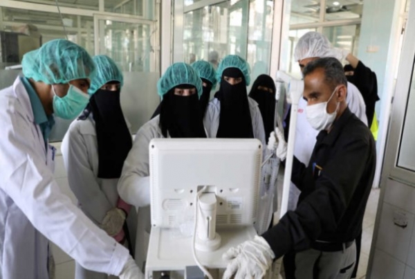 حالة اشتباه بفيروس كورونا في ذمار والحوثيون يهرعون إلى إغلاق المستشفى