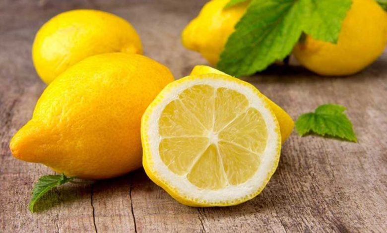 6 مخاطر وآثار جانبية لتناول الليمون 