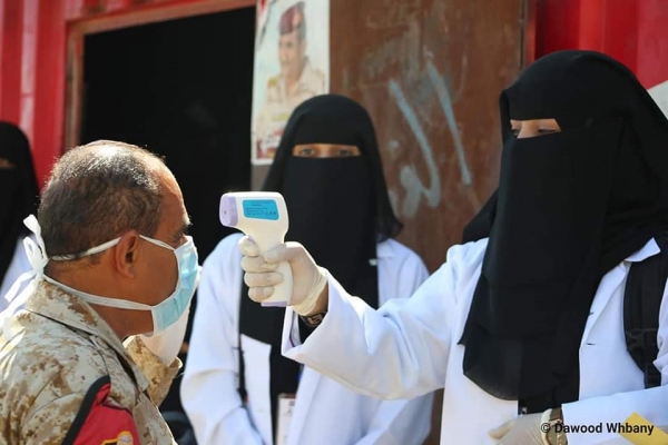 رويترز: الأرقام الحقيقية لإصابات كورونا في اليمن لا تعلن