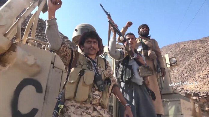 الحوثيون يعلنون السيطرة على جبال استراتيجية في الجوف