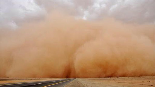 الأرصاد اليمنية يجدد تحذيره للمواطنين من موجة الغبار في هذه المحافظات 