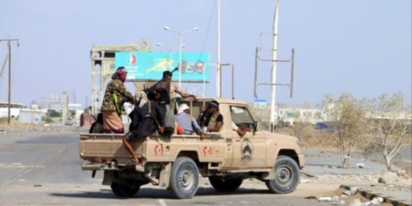الجيش يبيد مجاميع حوثية حاولت التسلل إلى مواقعه في الحديدة
