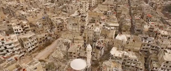 شاهد.. هذه هى حمص الآن.. كتلة من الدمار!