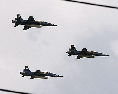 تدمير 3 طائرات سوخواي واعطاب F5 في انفجارات قاعدة الديلمي بصنعاء