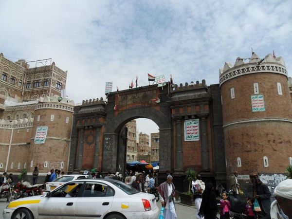 الحوثيون يشنون حملة حصر لأعداد الذكور من سكان صنعاء ومخاوف من استخدام البيانات في «التجنيد الإجباري»
