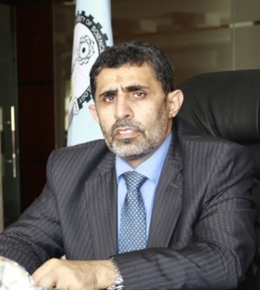 جماعة الحوثي تفرج عن رئيس جامعة العلوم والتكنولوجيا عقلان