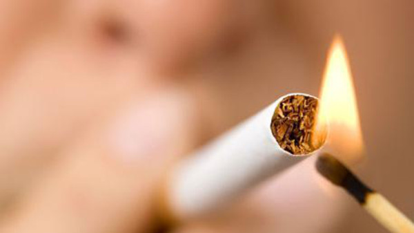 الوزن الزائد والتدخين يزيدان الإصابة بحرقة المعدة