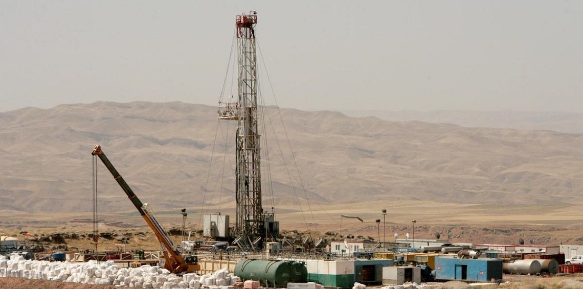 مجهولون يفجرون أنبوب نقل النفط الخام في محافظة شبوة جنوب اليمن