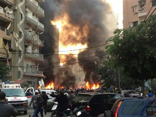 لبنان : 4 قتلى في انفجار يهز معقل حزب الله في بيروت