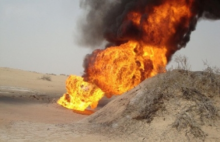 عمل تخريبي سابق لانبوب النفط شرق اليمن