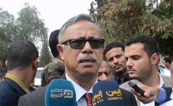 رئيس حكومة الانقلابيين عبدالعزيز بن حبتور