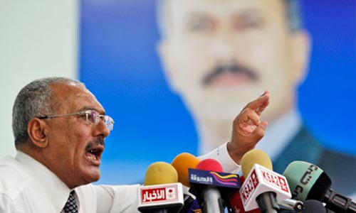 تقارير سعودية تكشف عن أخطر تحالف ضد الرئيس هادي يقوده 3 رؤساء يمنيين بقيادة صالح