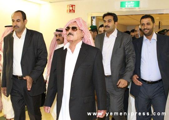 الرئيس اليمني المخلوع علي صالح يتوجه للسعودية لاستكمال العلاج