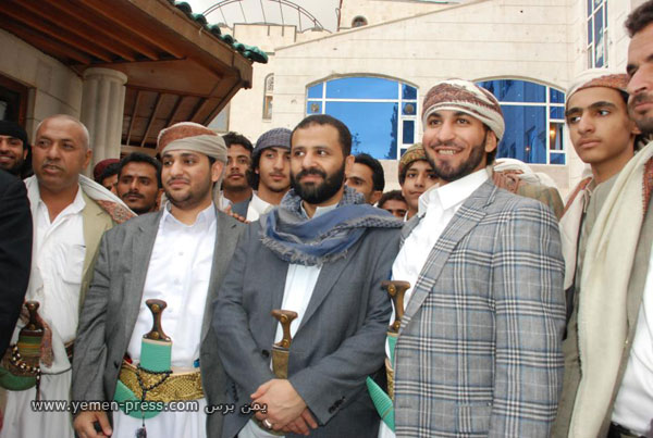 زفاف الأقوياء في اليمن.. حين قرر نجلي أقوى زعماء القبائل اليمنية عقد قرانهما