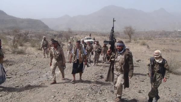 الحوثيون يهاجمون معسكر الجب بجبهة بتار قعطبة للمرة الثانية خلال 24 ساعة
