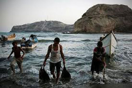 الإفراج عن 15 صيادا يمنيا احتجزوا في ارتيريا