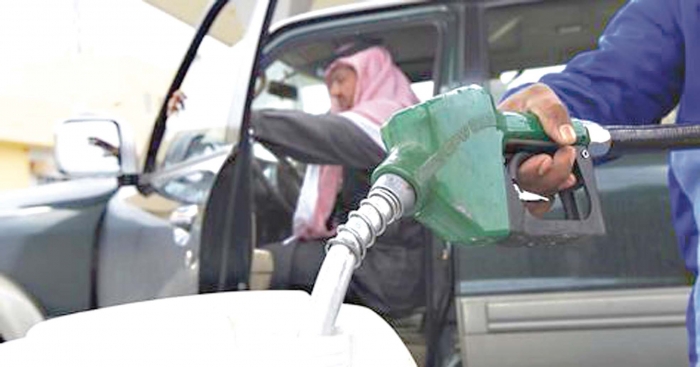 الكويت تقر توزيع 75 لتر بنزين لكل مواطن مجاناً شهرياً