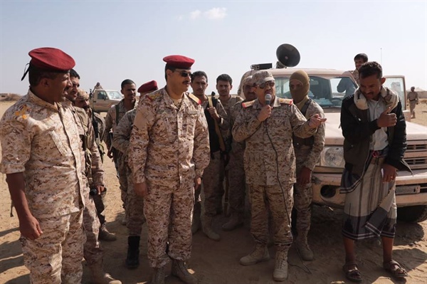 القائد العام للجيش الوطني : بشائر النصر تلوح من صعدة وسنكون داخل صنعاء قريباً