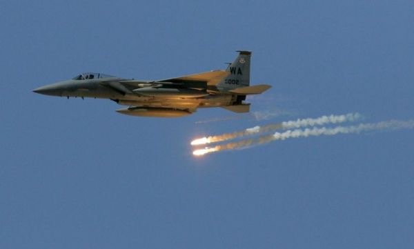 مقاتلات التحالف العربي تشن 12 غارة جوية على صنعاء وعمران