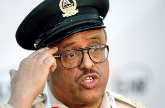 قائد شرطة دبي: جماعة الإخوان المسلمين تخطط للسيطرة على خزائن الدول