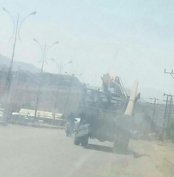 الحوثيون ينهبون «أعمدة الكهرباء» من صنعاء إلى مكان مجهول
