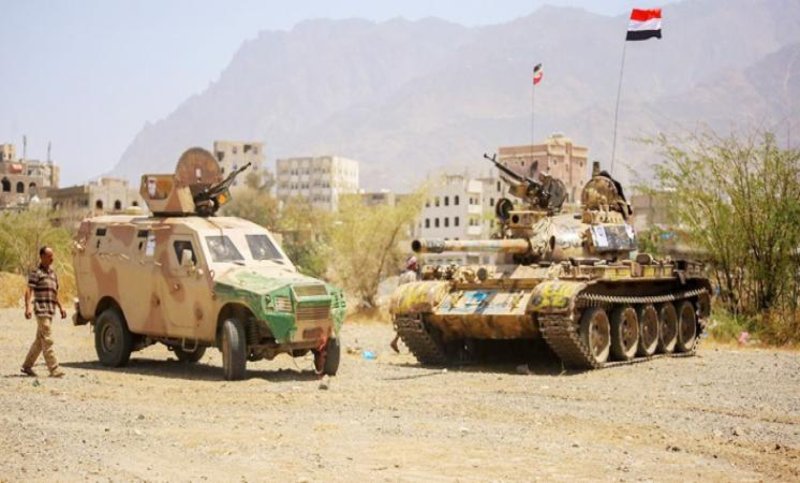 قوات الجيش في تعز تقتل 17 من مليشيا الانقلابيين ومعارك عنيفة في جبل العقاب بجبهة مقبنة