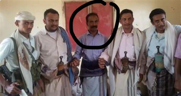 قائد مليشيات الحوثيين في الساحل الغربي يسلم نفسه مع 50 من مقاتليه للجيش الوطني بالحديدة