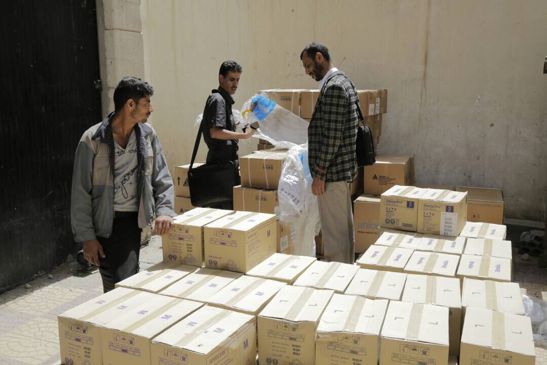 اليونيسيف تقدم 7 طن مساعدات طبية لمواجهة وباء الكوليرا في صنعاء