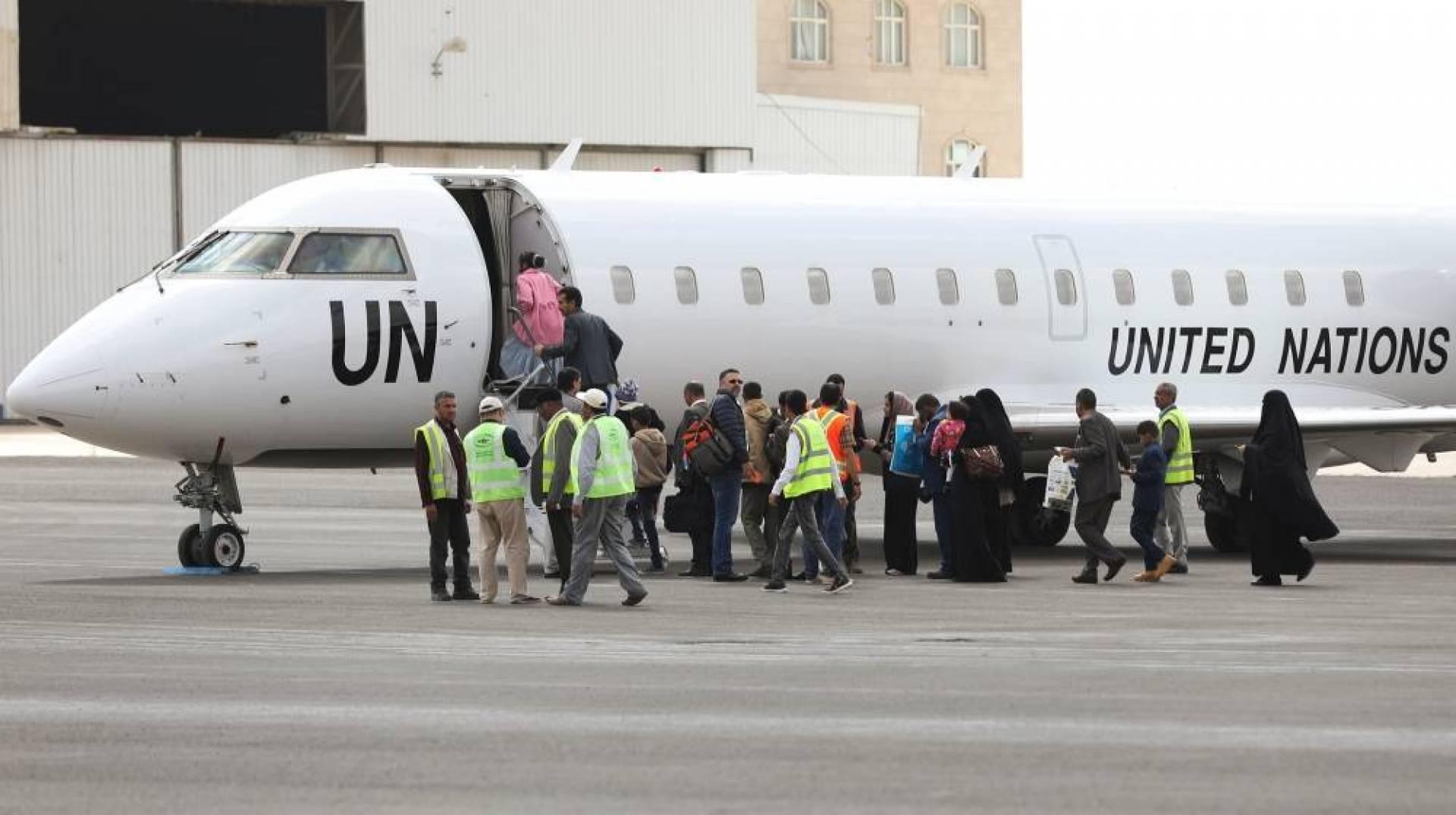 إقلاع الرحلة الأممية الإنسانية الثانية من مطار صنعاء باتجاه عمان