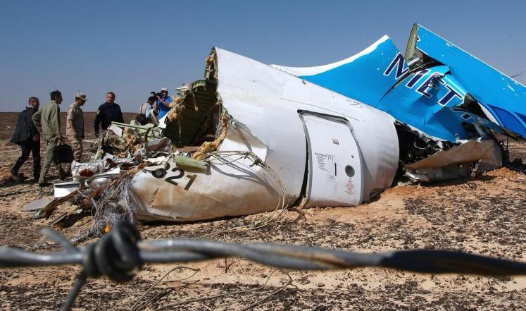 محقق مصري: فرضية القنبلة في تحطم الطائرة شبه مؤكدة