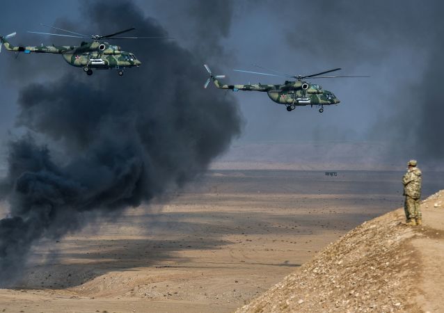 مقاتلات في طاجيكستان