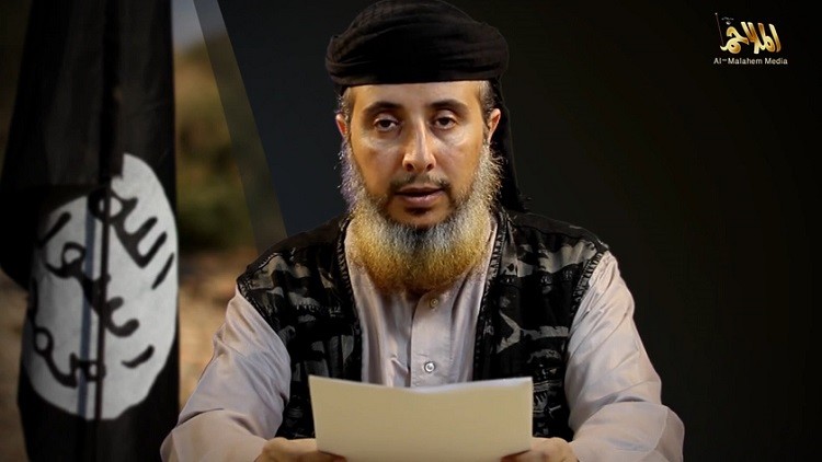 قيادي في تنظيم القاعدة باليمن ينتقد الذبح ويصفه بالمناقض للإسلام