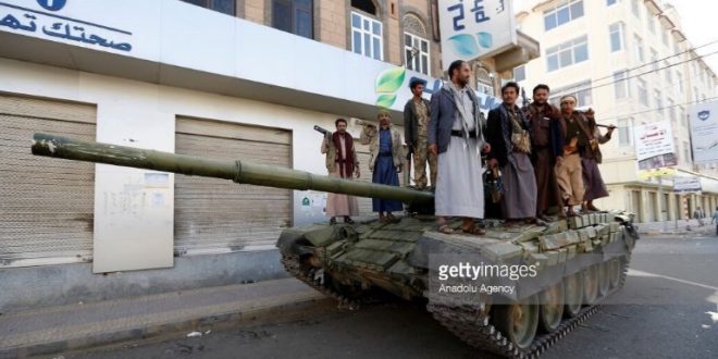 ظهور دبابات القتال (تي-72 إس) الروسية لأول مرة في اليمن في مواجهات صنعاء (صور)