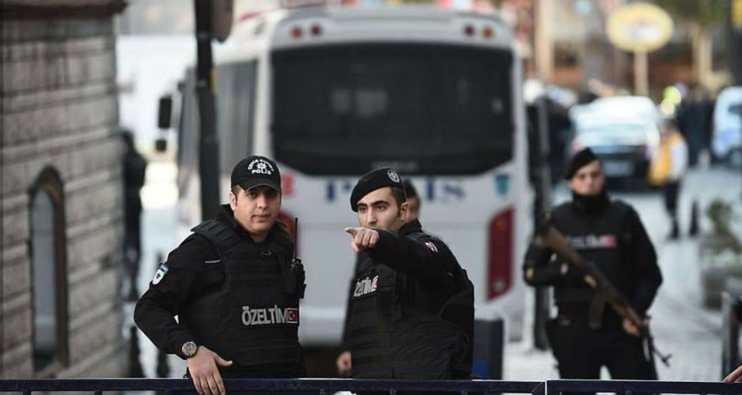 اعتقال عسكريين في تركيا بتهمة دعم محاولة الانقلاب 