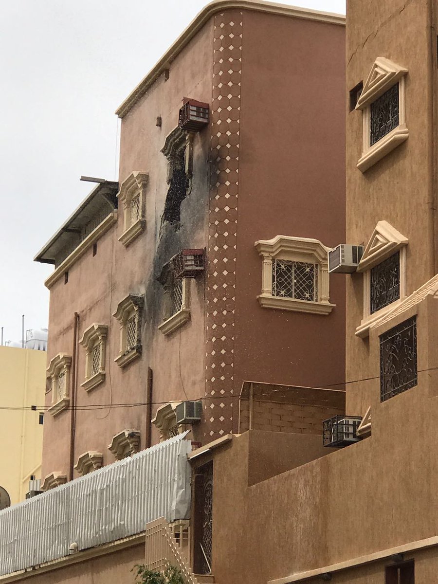 إصابة 13 مواطناً ومقيم وتضرر 3منازل في قصف حوثي على الحدود السعودية