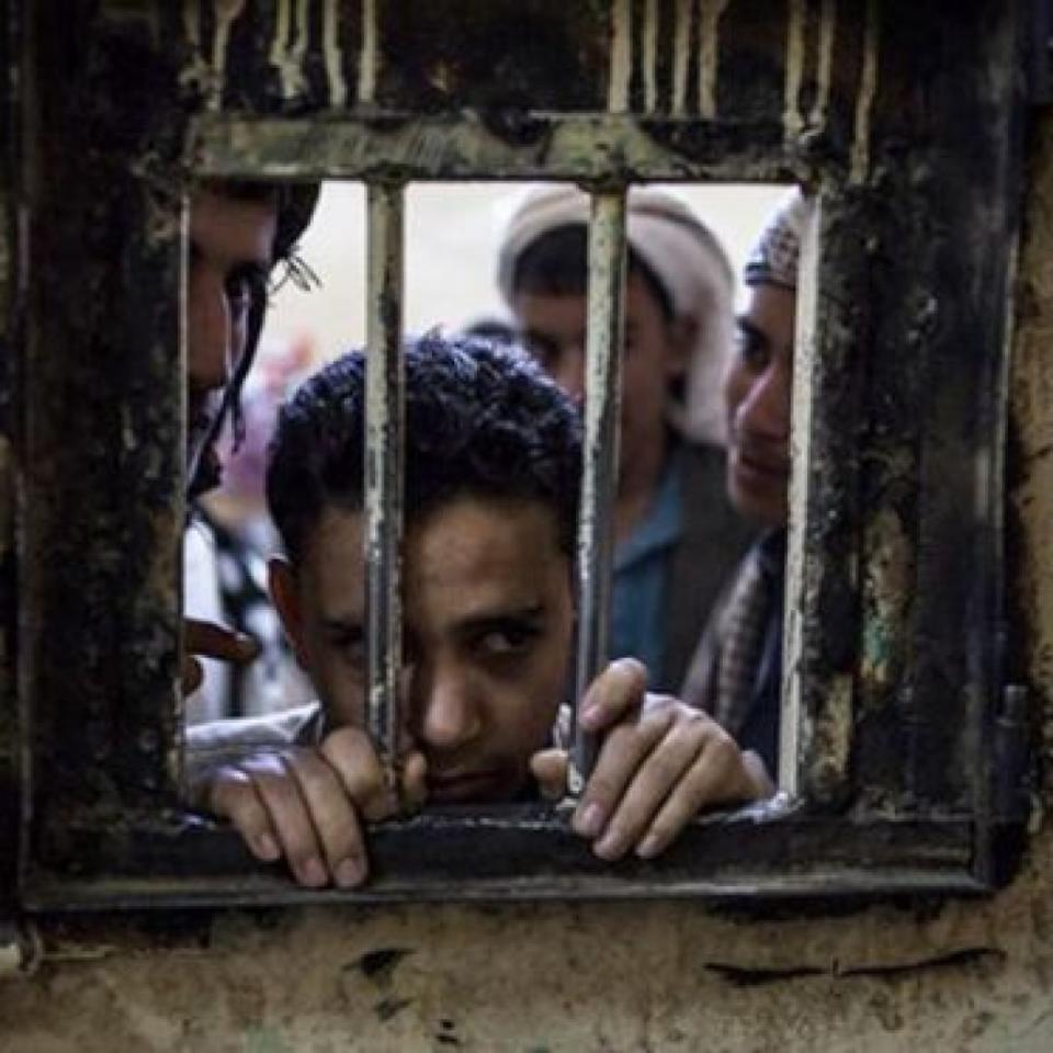 ‏وفاة المختطف حسين عبدالله أخضر جراء تعرضه للتعذيب الشديد من قبل الحوثيين في سجن بصنعاء