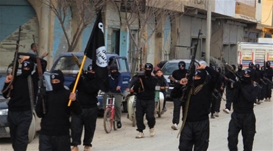 مسلحين من جماعة داعش المسلحة