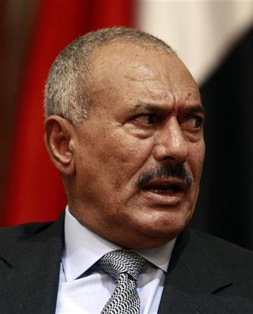 الرئيس اليمني علي عبد الله صالح أثناء مقابلة مع اعلاميين في صنعا