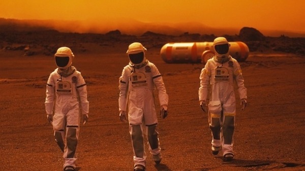 متطوعون عرب في رحلة فضائية للموت على سطح المريخ من بين 100 ألف راغب باللاعودة
