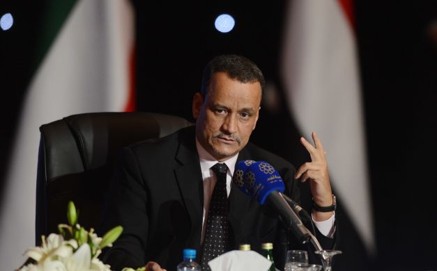 «عسكر زعيل» يكشف عن مشاكل الحوثيين في مفاوضات الكويت وقرارهم أمام المبعوث الأممي
