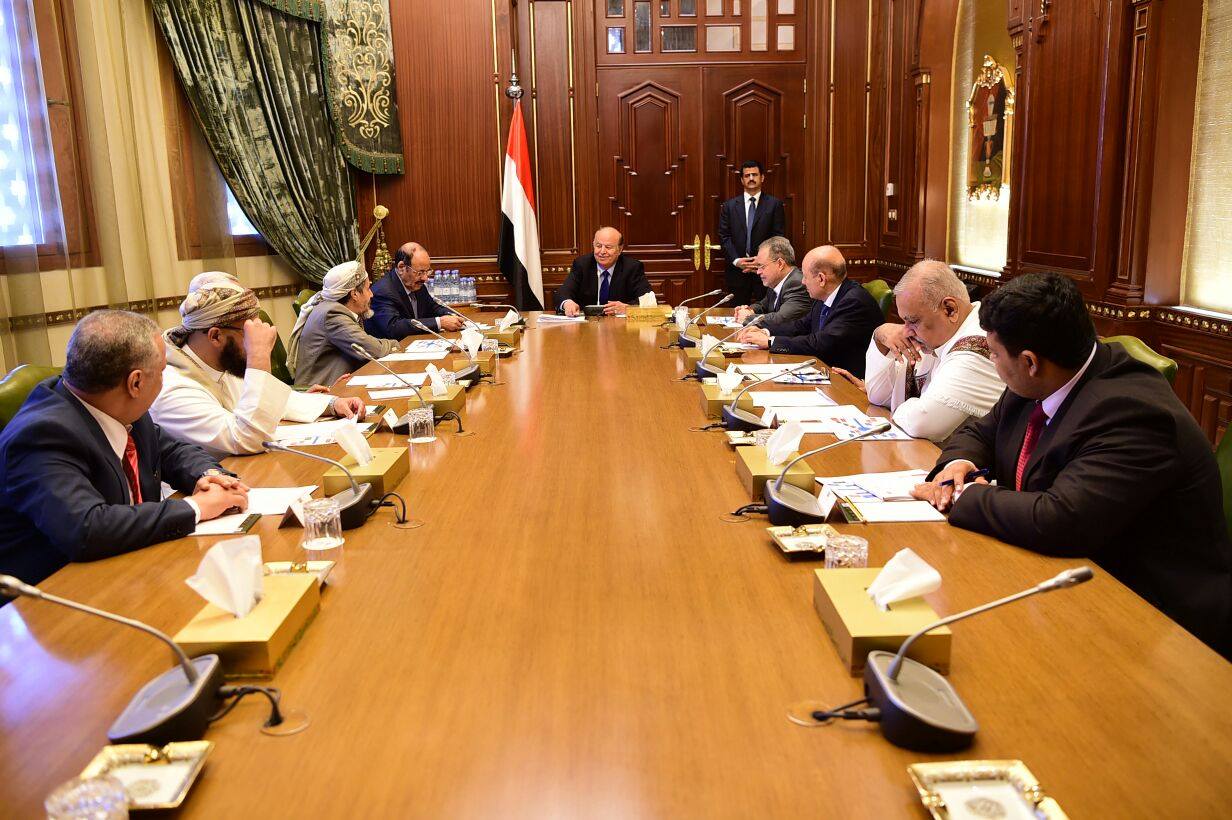 الرئيس هادي: نتطلع لسلام حقيقي لا يحمل بذور صراعات قادمة