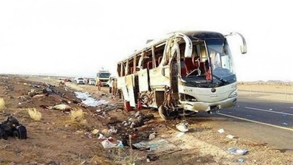 بالأسماء.. وفاة 3 يمنيين بينهم شيخ في حادث سير بالسعودية (صورة)