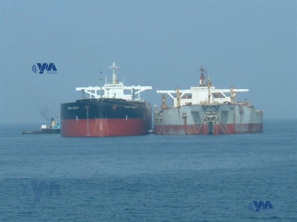 الأمم المتحدة تبرر للحوثيين: رسالة خروج السفن من ميناء الحديدة كانت 